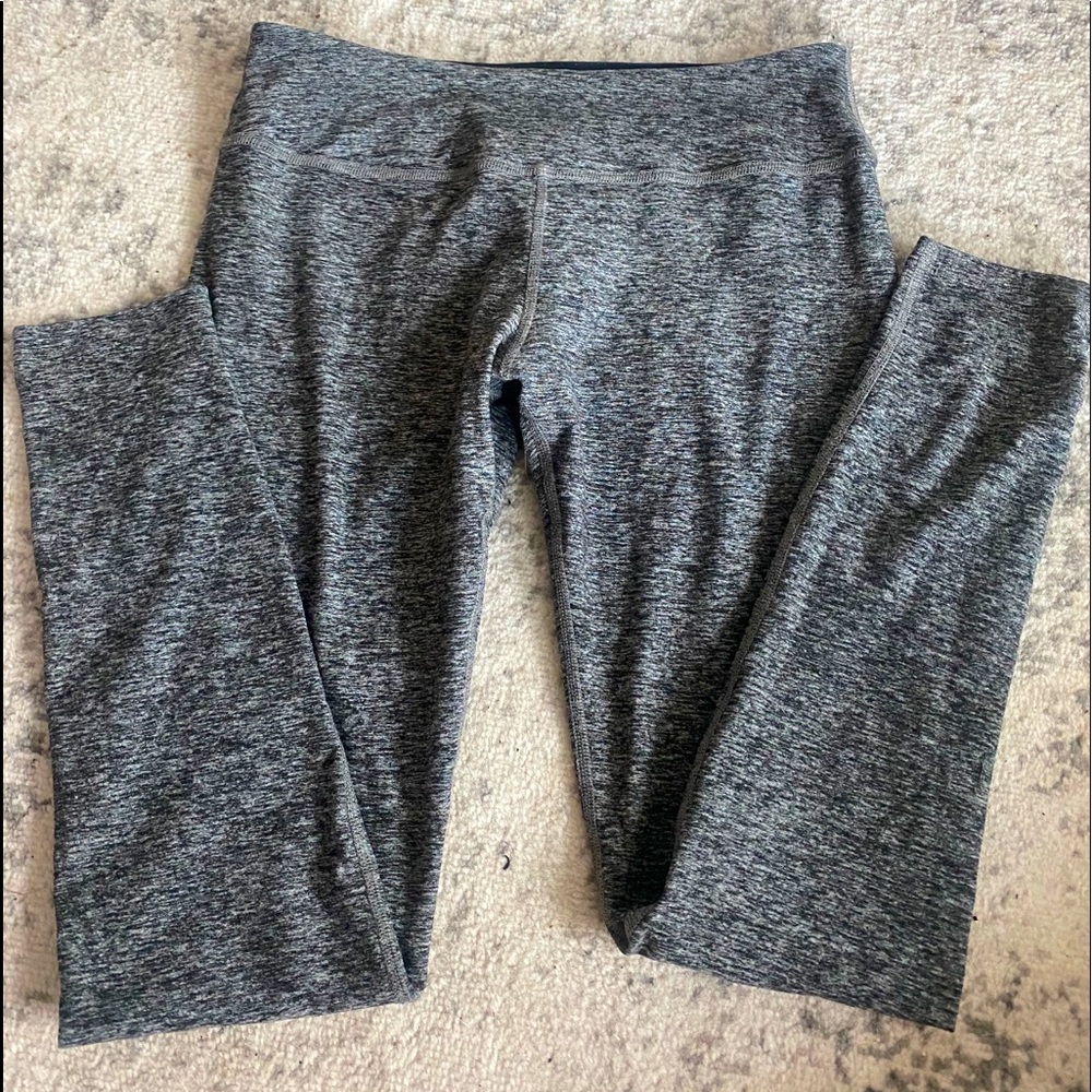 Super soft Beyond yoga leggings.